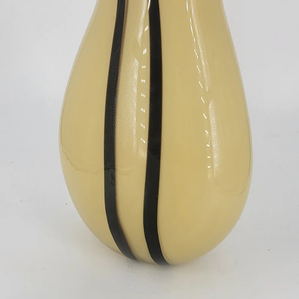 vtg‎ hand blown glass vase 10